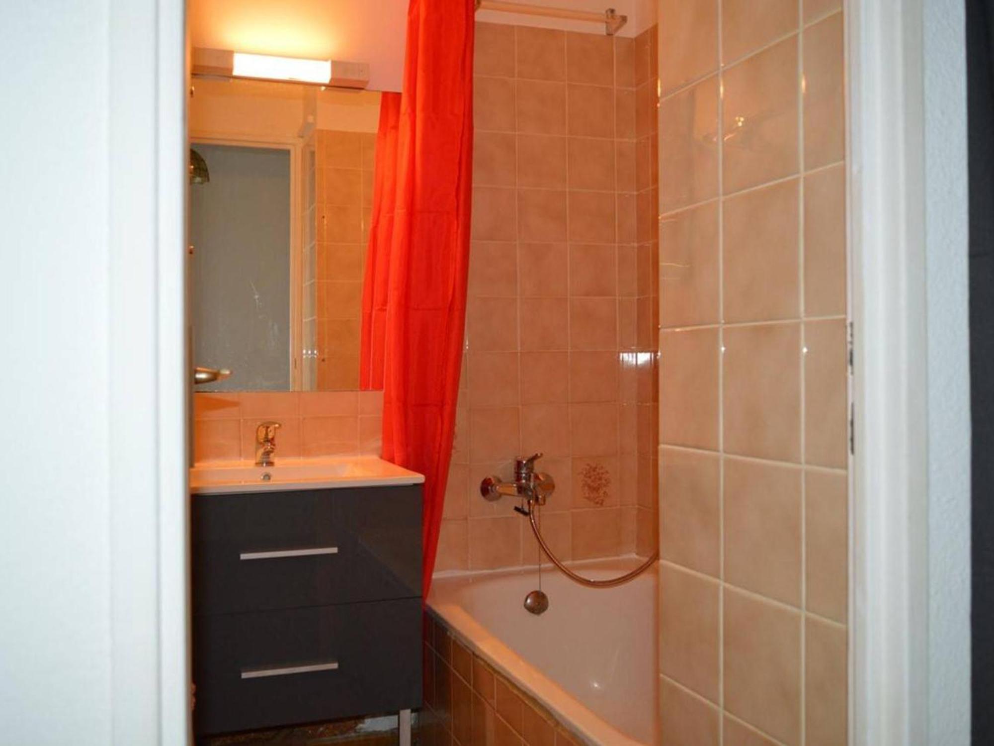 Studio Agreable Avec Loggia, Garage Et Plage A Proximite - 2 Couchages, Golfe-Juan - Fr-1-252-62 Zewnętrze zdjęcie